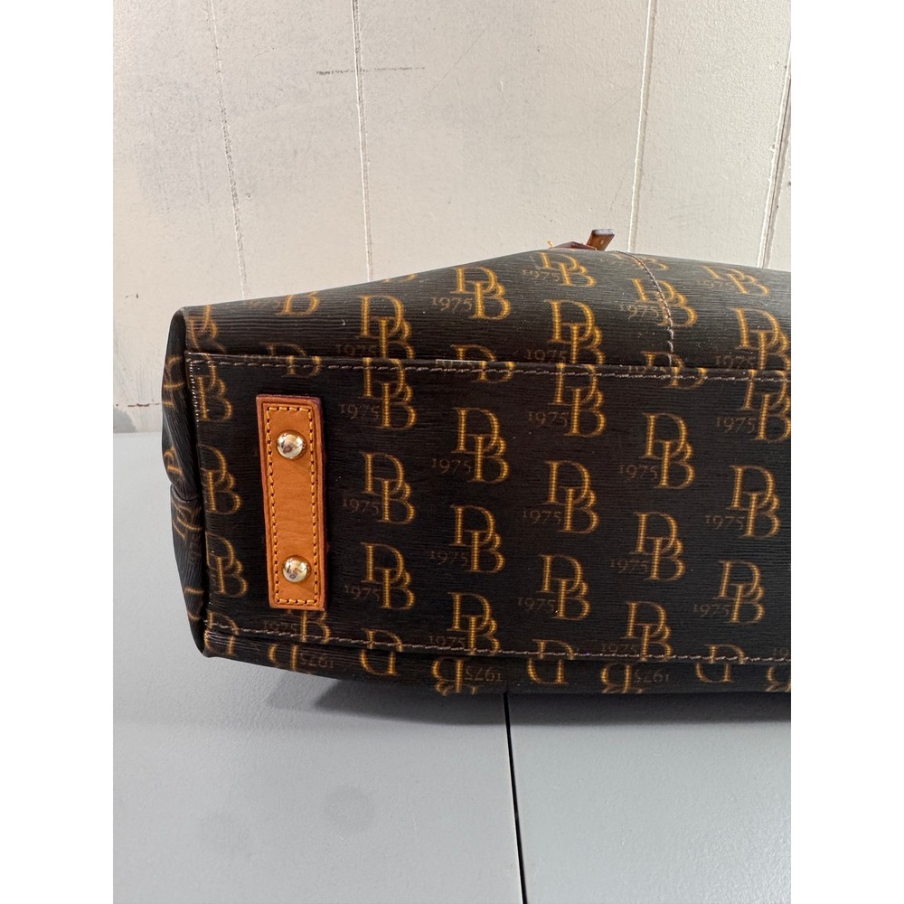 Dooney & Bourke Hobo Bag Womens Large Brown Monogram Coated Canvas Leather Trim - Picture 6 of 13